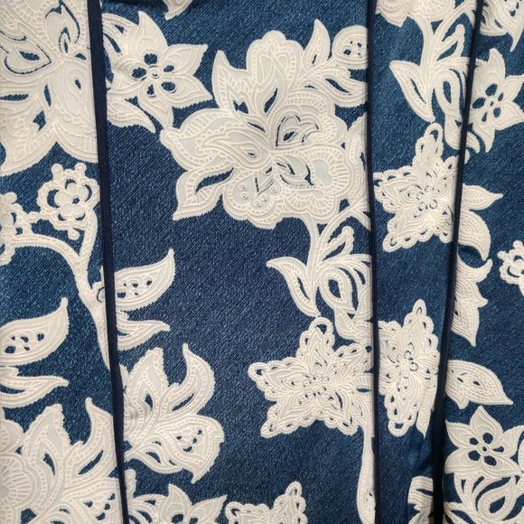 La Vanya Floral Ribbon Trim 3/4 Sleeve Top Size PS - Picture 11 of 13